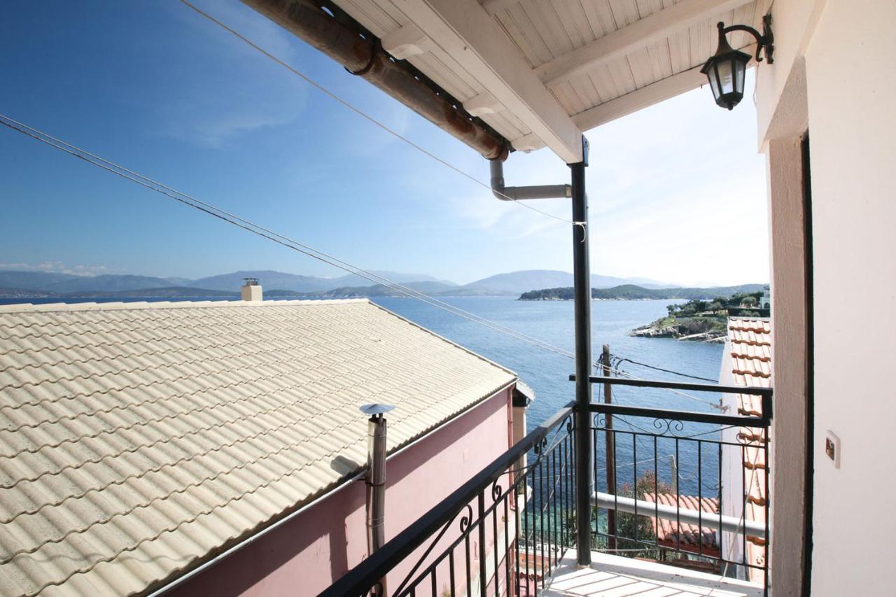 Gabriela'S Seaside House Villa Kassiopi Dış mekan fotoğraf